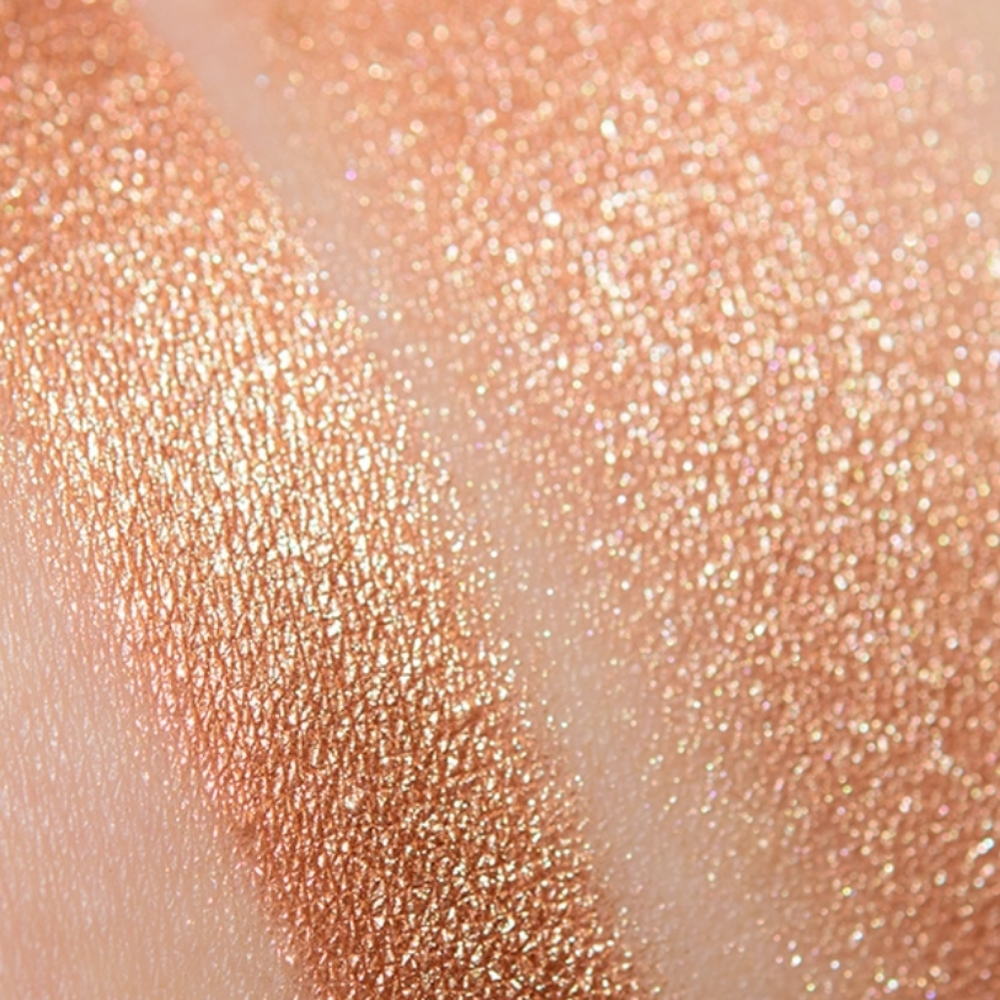 🆕️Artist Couture Diamond Glow Powder-SUGAR DADDY - Picture 4 of 8